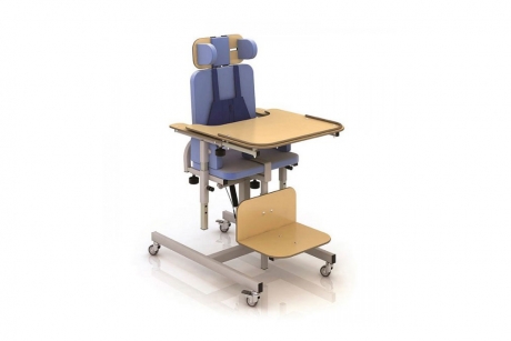 11-04-2019 Фонд «АЯЛА» купил ортопедические стулья для школы-интерната №2