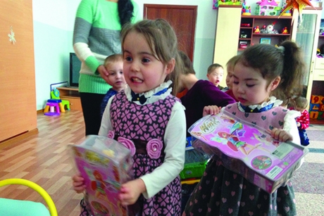 30-12-2014 Приятный сюрприз для подопечных дома ребенка №2 в Алматы