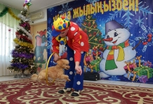 29-12-2017 Almaty residents presented a holiday to special children