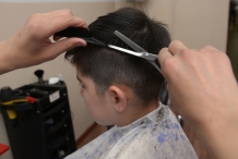 30-04-2019 A boarding school pupils have trained to be barbers