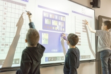 18-02-2019 Oriflame presented an interactive whiteboard to a boarding school