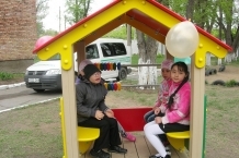 23-05-2014 &quot;The yard of my childhood&quot; project implemented in Temirtau